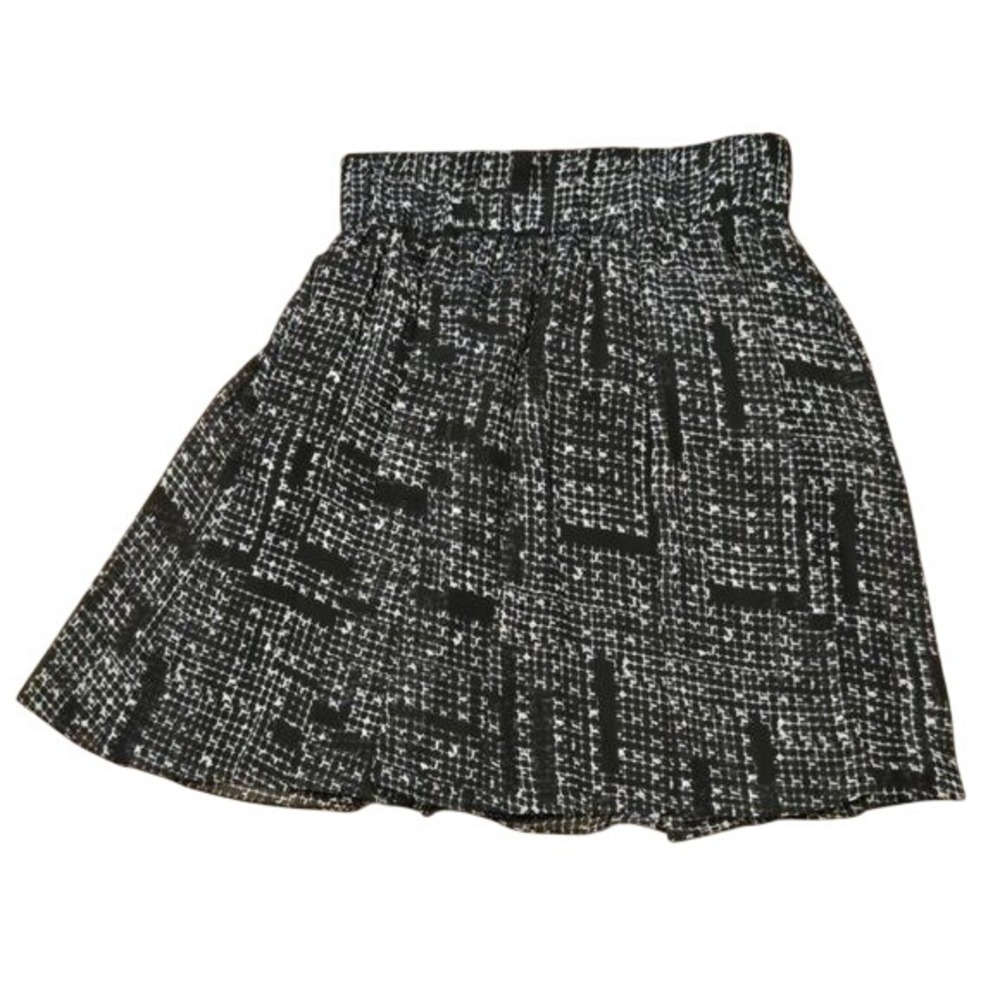Madison Black White Abstract Grid Mini Skirt Elastic Waist Flared Size M